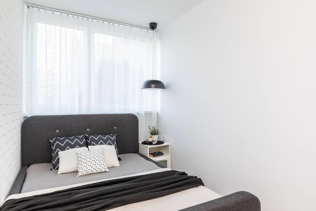 Superapart Jana Pawla Ii, Apt 302 Cozy Urban Retreat, Perfect For Couples Varşovia Exterior foto