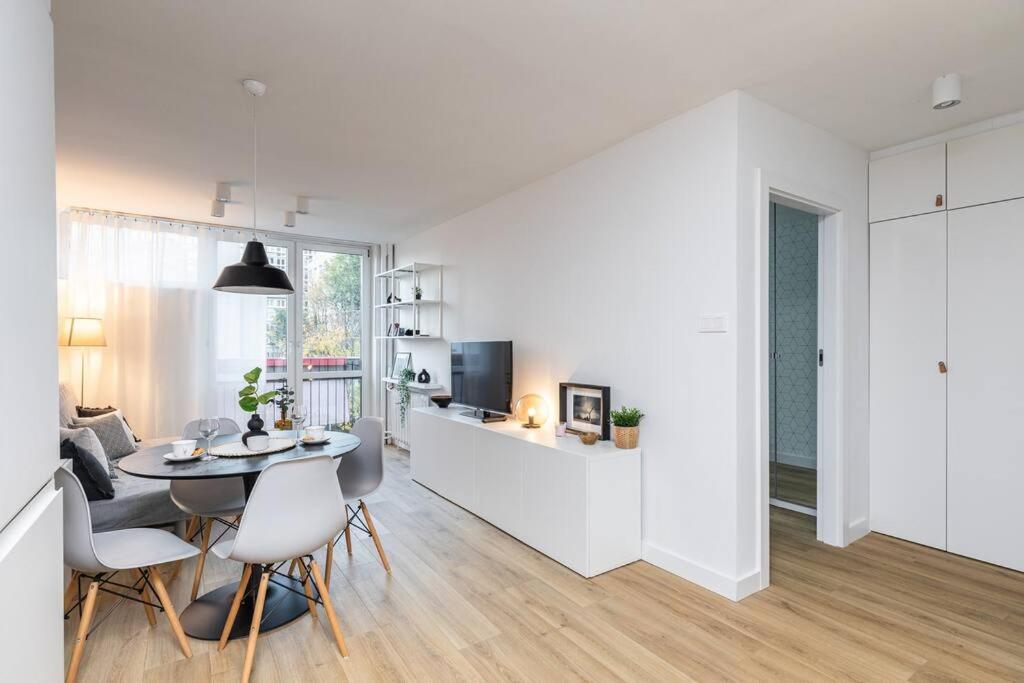 Superapart Jana Pawla Ii, Apt 302 Cozy Urban Retreat, Perfect For Couples Varşovia Exterior foto